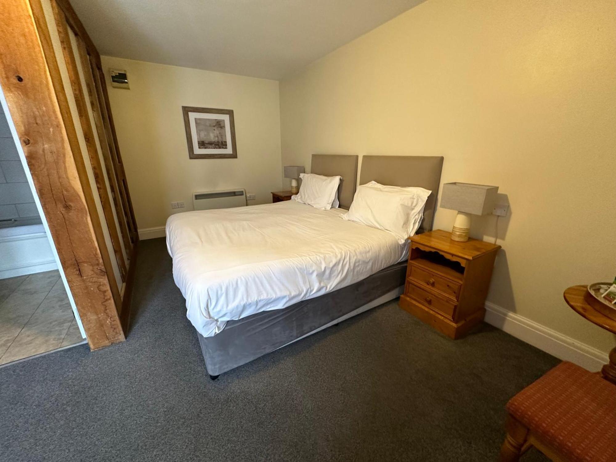 The White Hart Hotel Welwyn Luaran gambar