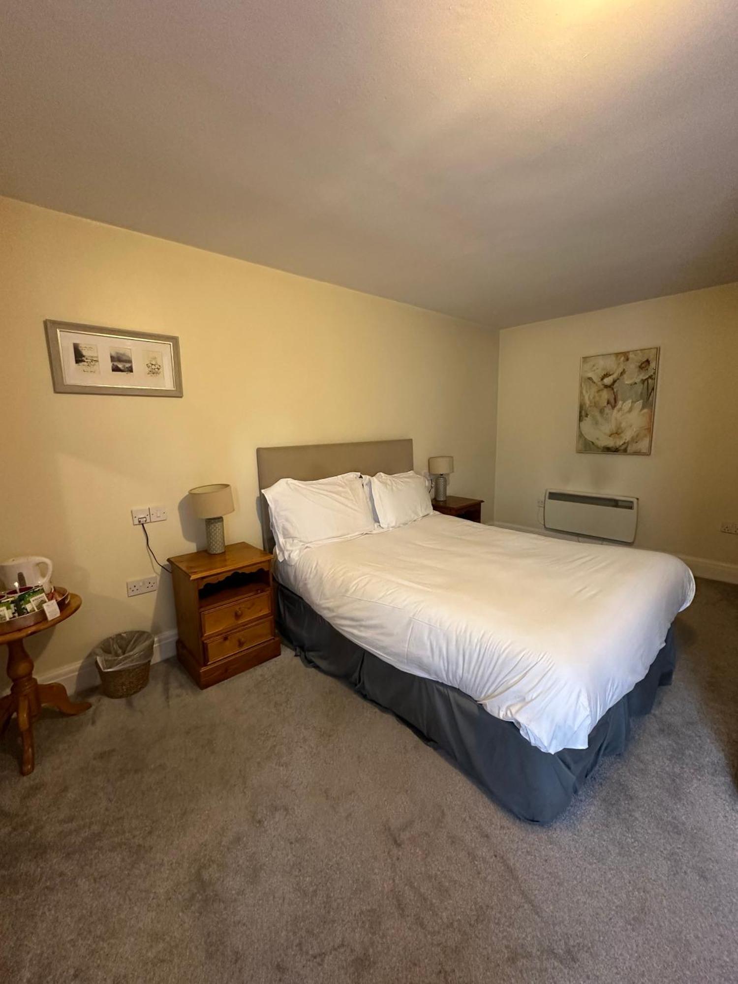 The White Hart Hotel Welwyn Luaran gambar