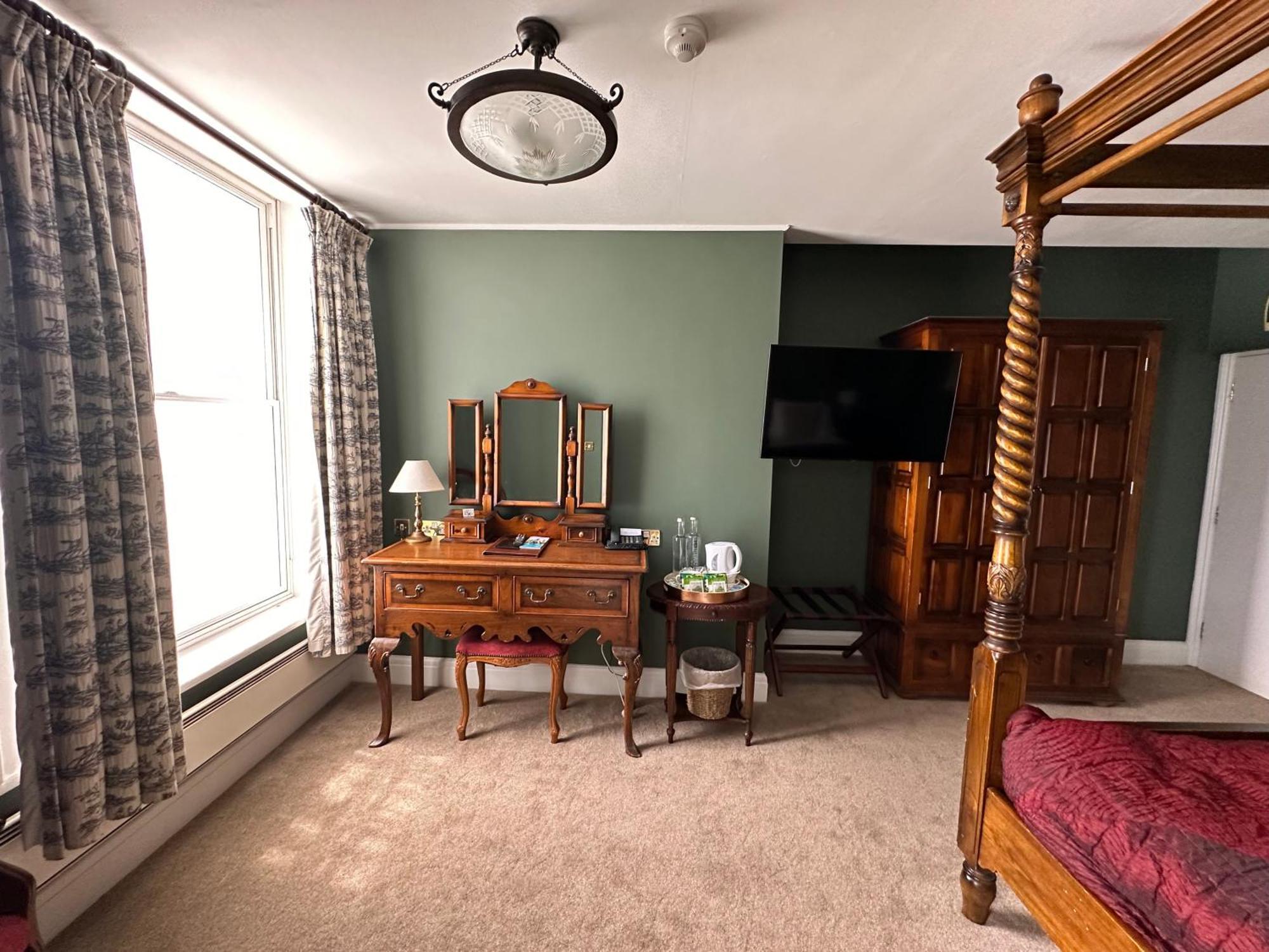 The White Hart Hotel Welwyn Luaran gambar