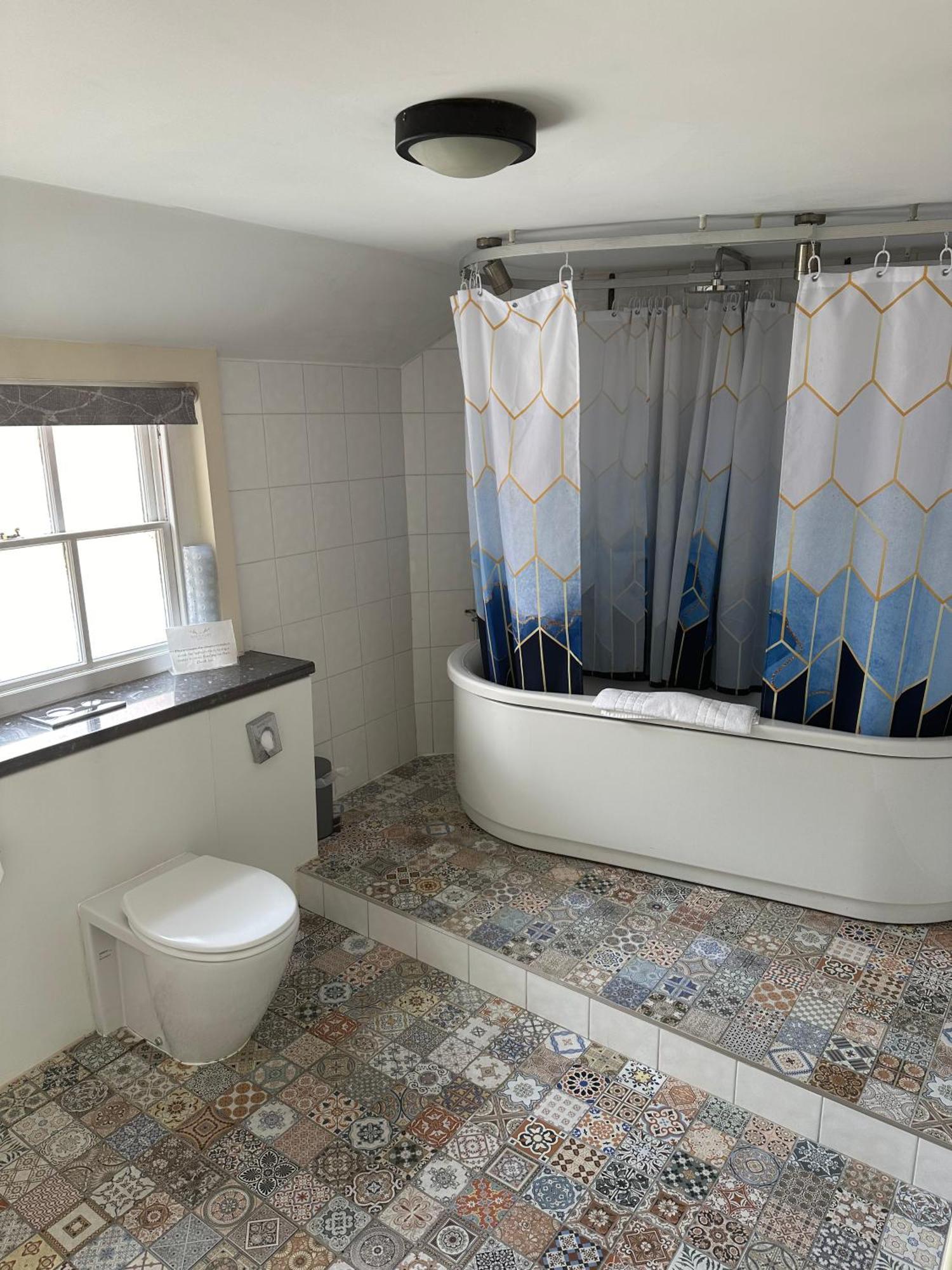 The White Hart Hotel Welwyn Bilik gambar