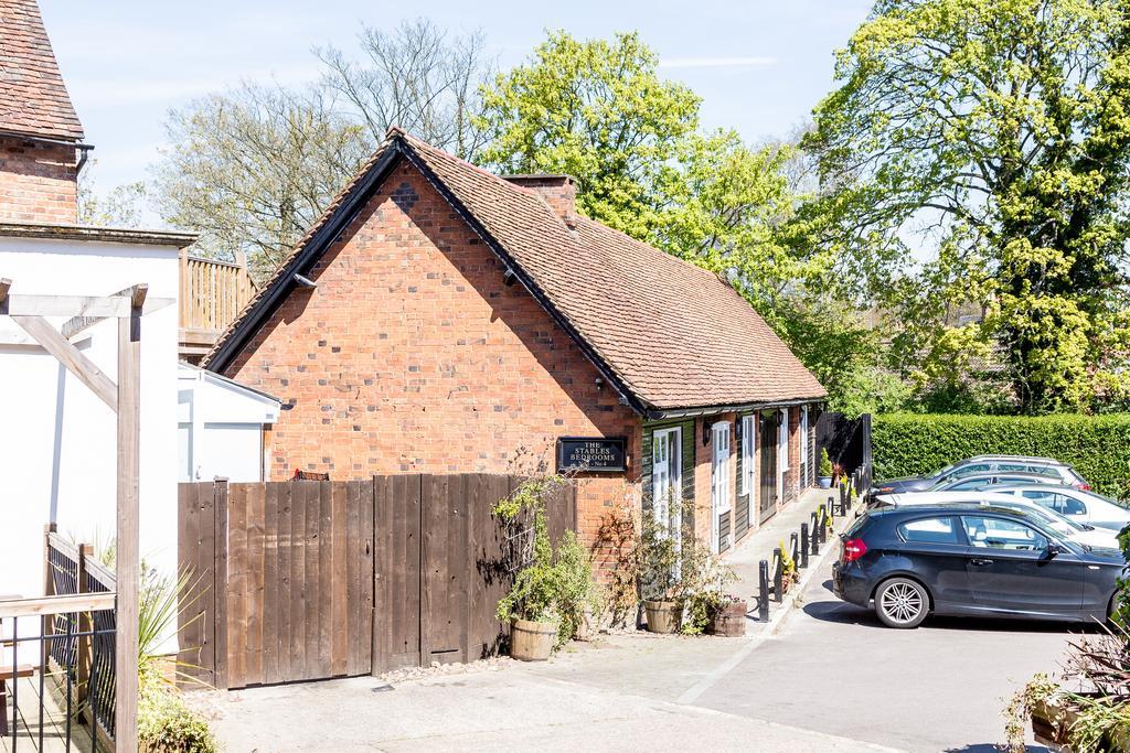 The White Hart Hotel Welwyn Luaran gambar